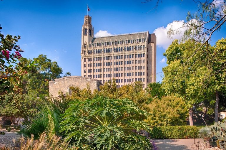 Haunted Texas Hotel | The Emily Morgan Hotel